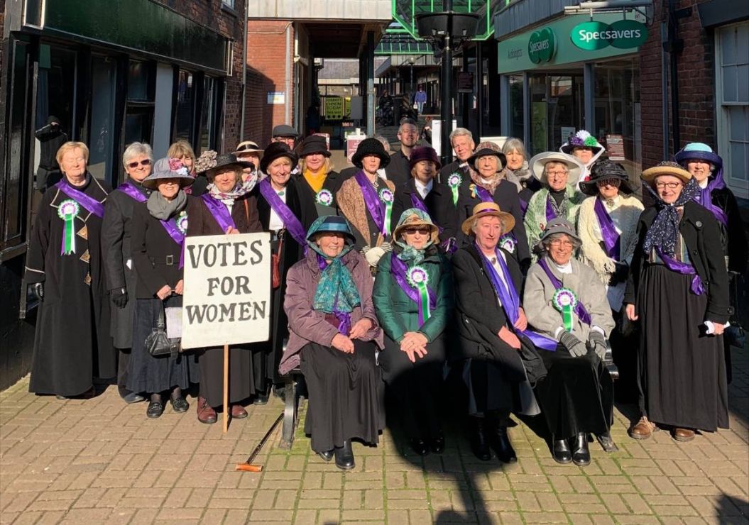 Elizabeth's group who campaigned and raised funds for the statue.