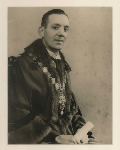 Cllr D Charlesworth